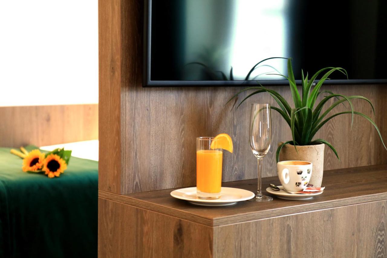 Petkovsek Rooms And Apartments Ljubljana Eksteriør bilde